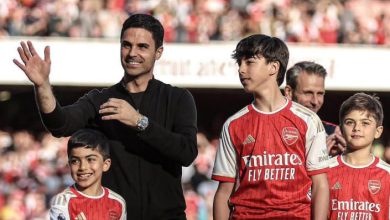 Photo of “Babë, u bëmë kampionë” – Artetës ia tha djali lajmin e madh