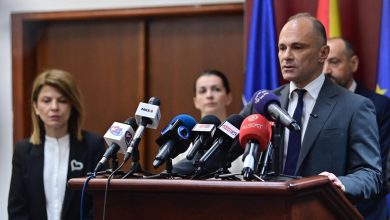 Photo of Filipçe: LSDM-së tërhiqet nga Komisioni, nuk do të marrë pjesë në zhytjen brutale të shtetit në borxhe për tenderë kriminalë