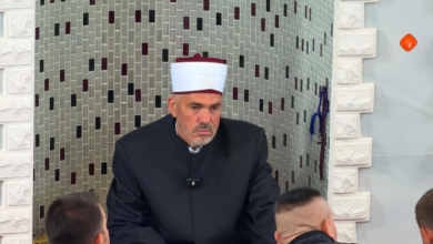 Photo of “Bomani hallall”: Mulla Osmani mban ligjeratën e fundit në xhami, përshëndetet me xhematin