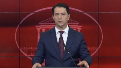 Photo of Jurisprudenca “pak shqip, pak maqedonisht”, Sali shpalli zgjidhjen, Mickoski: Ende po punojmë