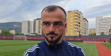 Photo of Flamurtari akuzon arbitrin pas rënies, Ribaj: Nuk ka vend për të folur çfarë ndodhi në minutat e fundit