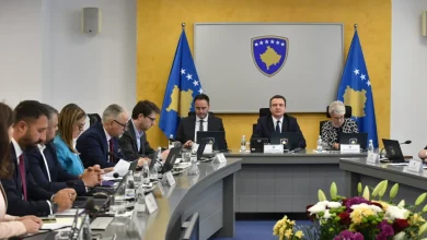 Photo of Fushatë me 100 eurot e parazgjedhjeve