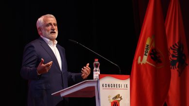 Photo of Menduh Thaçi zgjidhet kryetar i PDSH në kongresin e IX