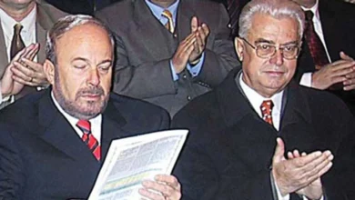 Photo of Nga drejtimi i PS-së me Nanon në burg te kreu i Kuvendit, përpara se e majta të dilte në opozitë, kush ishte “Profesori” i socialistëve, Servet Pëllumbi