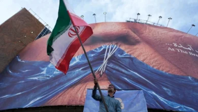 Photo of “Armëpushimi është në fije të perit”/ SHBA shqyrton rinisjen e sulmeve ndaj Teheranit, zyrtari i lartë iranian: Nuk ka alternativë më të mirë se propozimi ynë