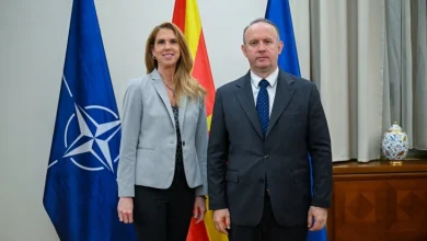 Photo of Gashi-Varns: Mbështetje për reformat dhe partneritetin strategjik me SHBA-në