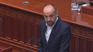 Photo of Bytyqi: Po e fundosni shtetin me 11 miliardë euro borxh të ri