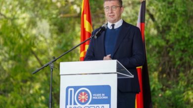 Photo of Mickoski nga Ohri: Kompania gjermane “Kostal” është një histori suksesi që e lëviz ekonominë maqedonase