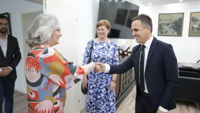 Photo of Kasami pret ambasadoret e Gjermanisë dhe Holandës në Tetovë