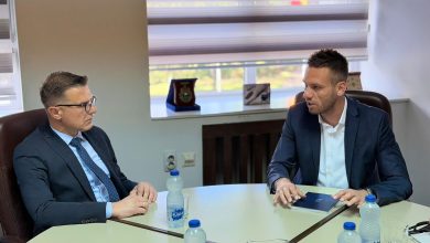 Photo of Zëvendësnistri Shabani pret në takim drejtorin e QMK-së, Muhamet Ali: Ministria e Mbrojtjes mbetet një partner i rëndësishëm