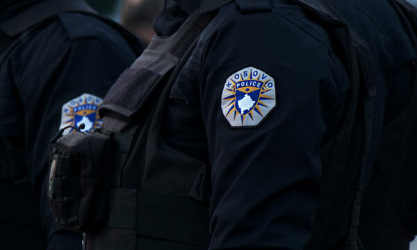 Policia jep detaje për vrasjen në Ferizaj  Viktima një 32 vjeçar  dy persona ndalohen për 48 orë