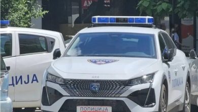 Photo of Kontrolli policor zbulon arsenal në Tetovë: Marihuanë, shkop bejsbolli dhe boks metalik në makinë