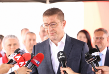 Photo of Mickoski: Qendra Klinike në Shkup duhet të ndërtohet në pllajën përpara pishinës “Boris Trajkovski”
