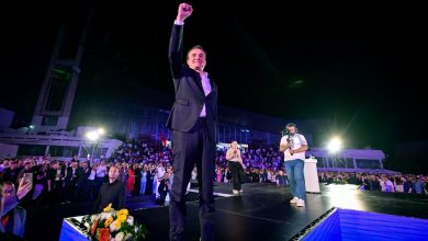 Photo of Vetëvendosje fton qytetarët: Shihemi ora 23 në shesh bashkë me Albin Kurtin