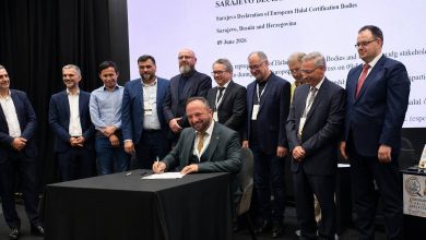 Photo of Driton Dikena nga BFI nënshkruan Deklaratën e Sarajevës për themelimin e Asociacionit Evropian të Trupave të Certifikimit Hallall
