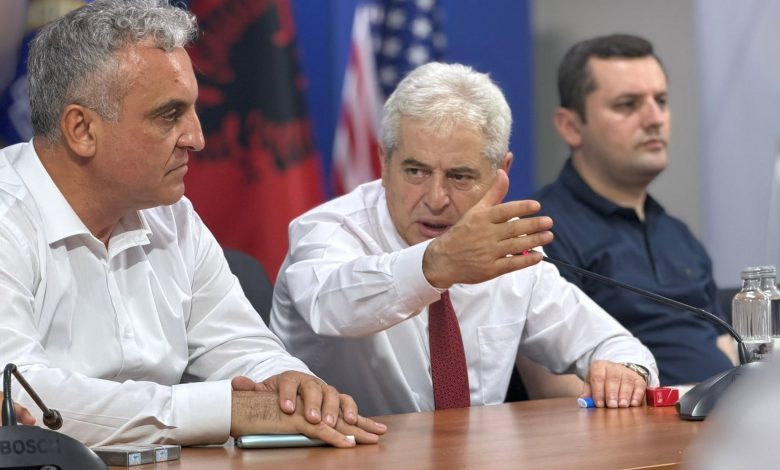 Bajram Rexhepi mbledh BDI në në Tetovë  prezent Ali Ahmeti  Tetova të premten në këmbë  historia nuk Abrogohet 