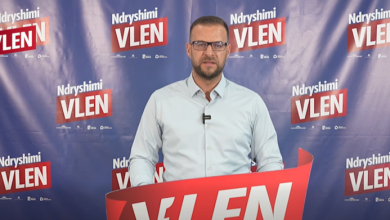 Photo of Punë edhe në fundjavë, Daut Memishi nis asfaltimin e rrugës në Dobrosht