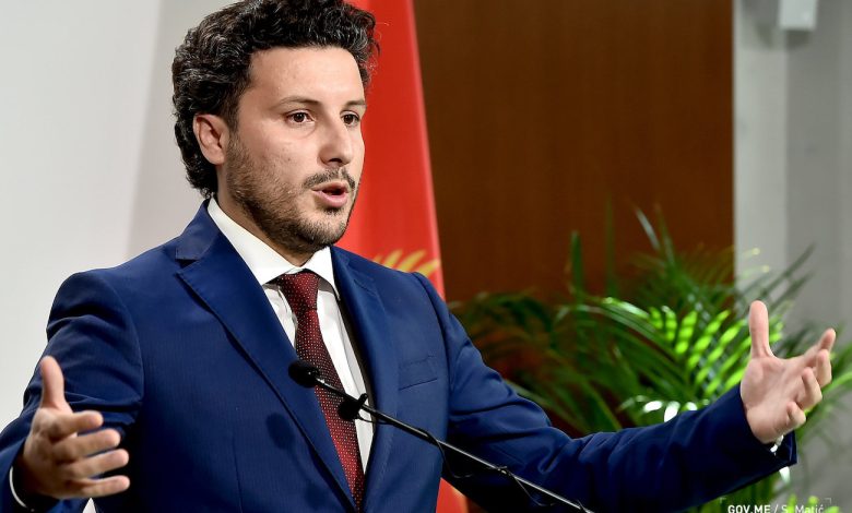 hulumtimi-shqiptari-dritan-abazoviq-politikani-me-i-pelqyer-ne-mal-te-zi-ura-renditet-e-katerta