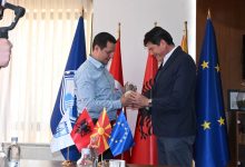 Photo of Aplikimi në fondet për mjedisin, ndër temat që u diskuta gjatë vizitës së amabasadorit Rokas në Gostovar