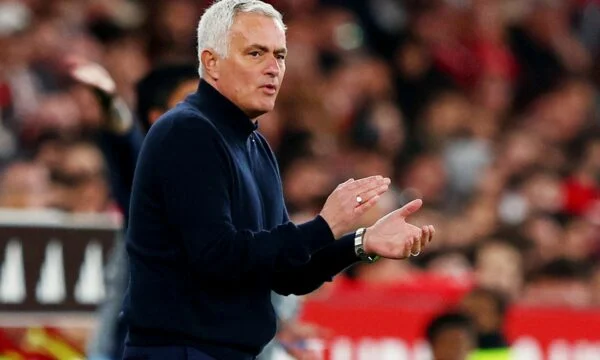 Benfica e zyrtarizon largimin e Mourinhos drejt Real Madridit