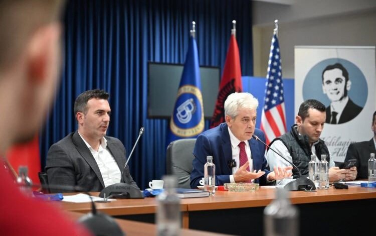 BDI sërish për emrat në Tetovë  Goditje për shqiptarët  VLEN të mos i ik përgjegjësisë