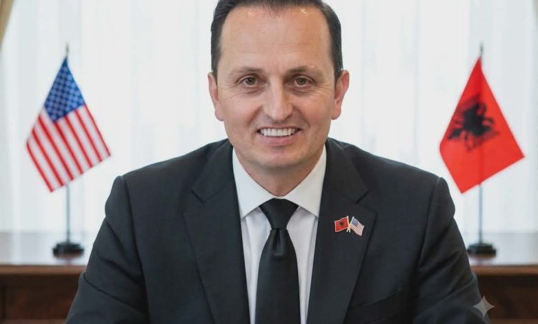 Peti Camaj  gardian i palëkundur i vlerave kombëtare shqiptare në mërgim
