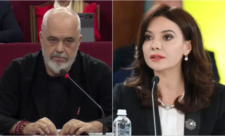  Ka edhe shpirtra të lodhur në familjen tonë që duan Shqipëri të re   Spiropali i përgjigjet Ramës  Kur t ju merren mendtë nga algoritmi dhe konspiracionet  lexoni 