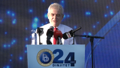Photo of Ali Ahmeti: Udhëheqësit politik maqedonas të marrin mësim nga ish udhëheqësit Jugosllav të cilët shkatëruan shtetin e tyre!