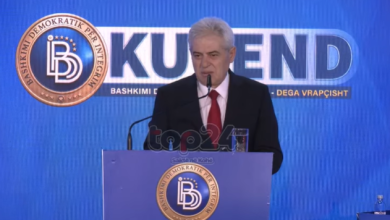 Photo of Ali Ahmeti porosi VMRO-së: Gurë mbi gurë bëhet kalaja ama fjalë mas fjale nisë belaja!(VIDEO)