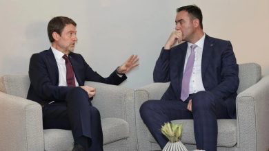 Photo of “Shqipëria në BE, Kosova më e sigurt”, Hoxha flet pas takimit me Konjufcën