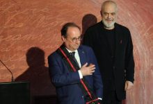 Photo of Rama pret ish presidentin francez, kryeministri i dorëzon Francois Hollande Medaljen e Artë të mirënjohjes