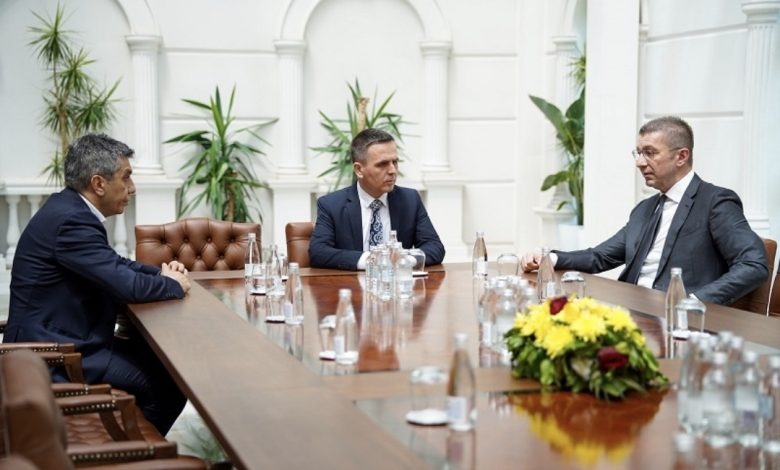 Arrihet marrëveshja  këto janë 6 ministritë që do të drejtoj VLEN