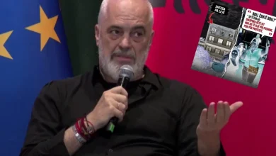 Photo of “Ka ndërtuar pa leje brenda mureve të kalasë së Durrësit”, Rama nxjerr foton e protestueses: Një shkelëse e ligjit vë kujën për atdheun në rrezik