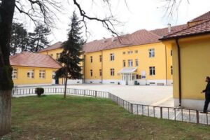Photo of Më 23 qershor nis afati i dytë për regjistrim në shkollat e mesme, mbi 11 mijë vende të lira