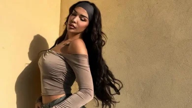 Photo of Ana çmend rrjetin me bikinit rozë provokuese
