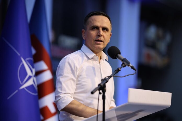 Kasami numëron sukseset  Nga autostrada Shkup Bllacë e kufiri me Shqipërinë  te ligji për përfaqësim të drejtë 