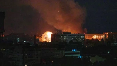 Photo of Bombat dhe dronët rusë godasin Ukrainën, dy viktima në Sumy dhe pesë të plagosur në Kharkiv
