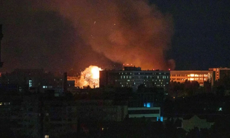 Bombat dhe dronët rusë godasin Ukrainën  dy viktima në Sumy dhe pesë të plagosur në Kharkiv