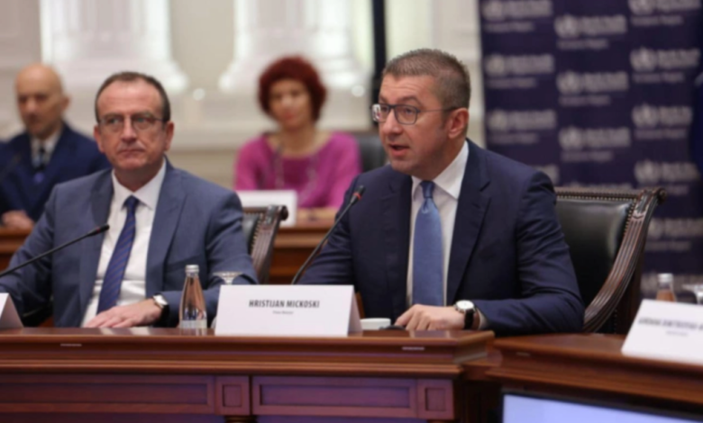 Mickoski për kthimin e Taravarit në Qeveri  Gjëra të tilla nuk diskutohen përmes mediave