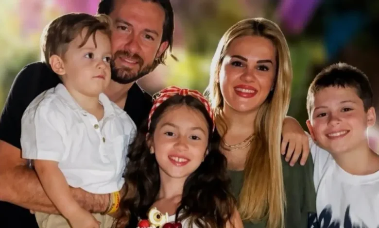 Mirsa Kërçeli kthehet me një foto nga momente të ëmbla familjare në pushime