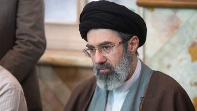 Photo of Irani konfirmon bisedimet direkte, Ajatollah Mojtaba Khamenei mbështet negociatat ballë për ballë me SHBA-në