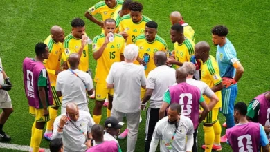 Photo of Botërori dhe pauzat e FIFA, ndizen polemikat, Klopp: Futbolli po shndërrohet në muzikën në sfond e reklamave