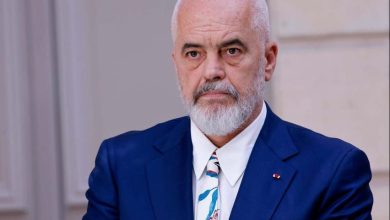 Photo of Rama protestuesve: Hajde të flasim, ndryshe secili në punën e vet! Ju në kor me robt e shtëpisë time, unë në krye të punëve të Shqipërisë!
