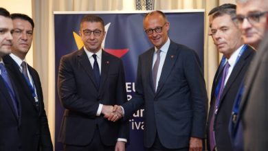 Photo of Mickoski i kënaqur nga takimet me Macron dhe Merz në Tivat: Procesi i zgjerimit është i gjallë, vendet anëtare të BE-së e kuptojnë pozicionin tonë
