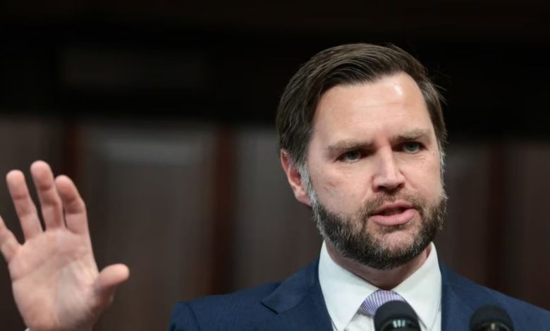  Ngushtica e Hormuzit jetike për furnizimet globale   Vance  Trump mund ta bëjë publike marrëveshjen SHBA Iran para nënshkrimit