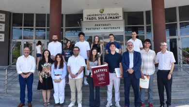 Photo of Studentët shqiptaro-amerikanë nga Universiteti i Harvardit e vizituan Universitetin e Tetovës