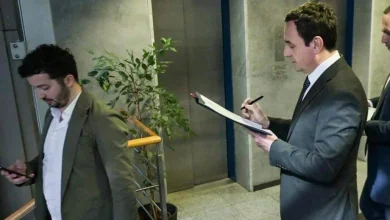 Photo of ‘Asistenti i Kurtit kishte profil të rremë me emrin “Axhi Tator”, përmes së cilit sulmonte ata që dilnin nga partia’