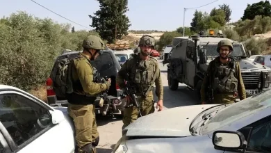 Photo of Pushtuesit izraelitë bastisin zonat pranë Nablusit në Bregun Perëndimor verior nën mbrojtjen e ushtrisë