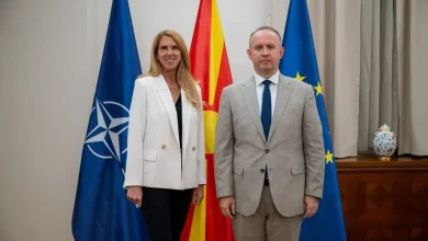 Photo of Gashi takon Varnes: SHBA mbetet partner kyç në rrugën euroatlantike të vendit