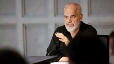 Photo of Parti e re nga protesta? Pas 36 ditësh artikulohet ideja e një poli të tretë politik, Rama tjetër mesazh për zgjedhje më 2029